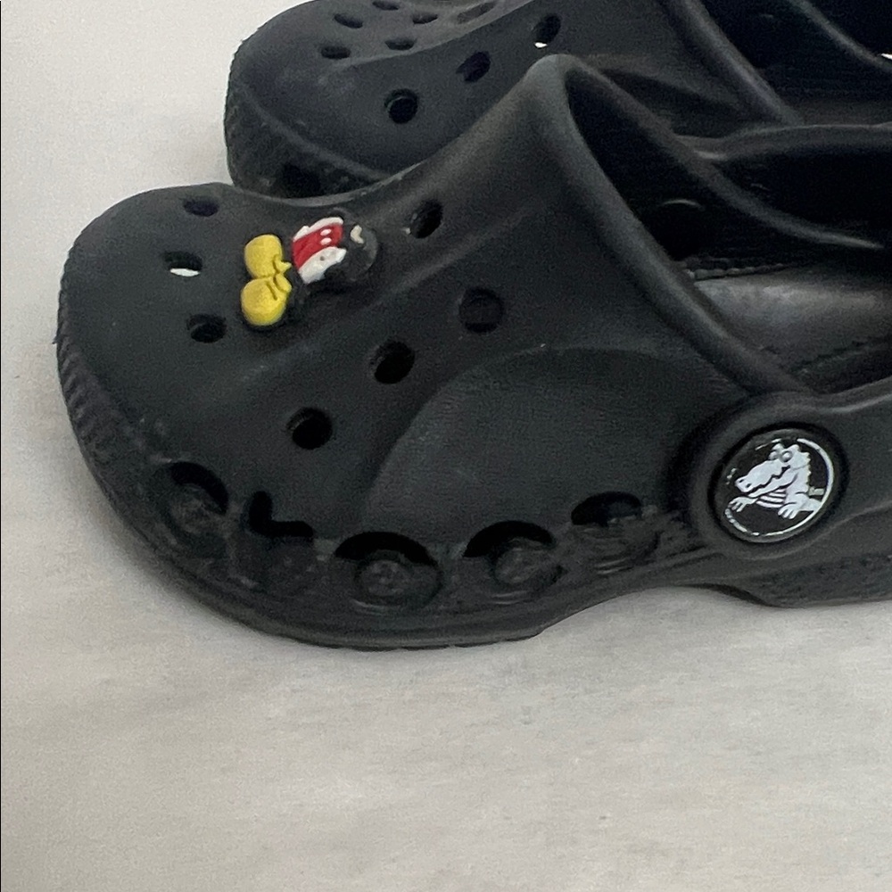 CROCS Kids Black Sandals sz 6 - Picture 8 of 16
